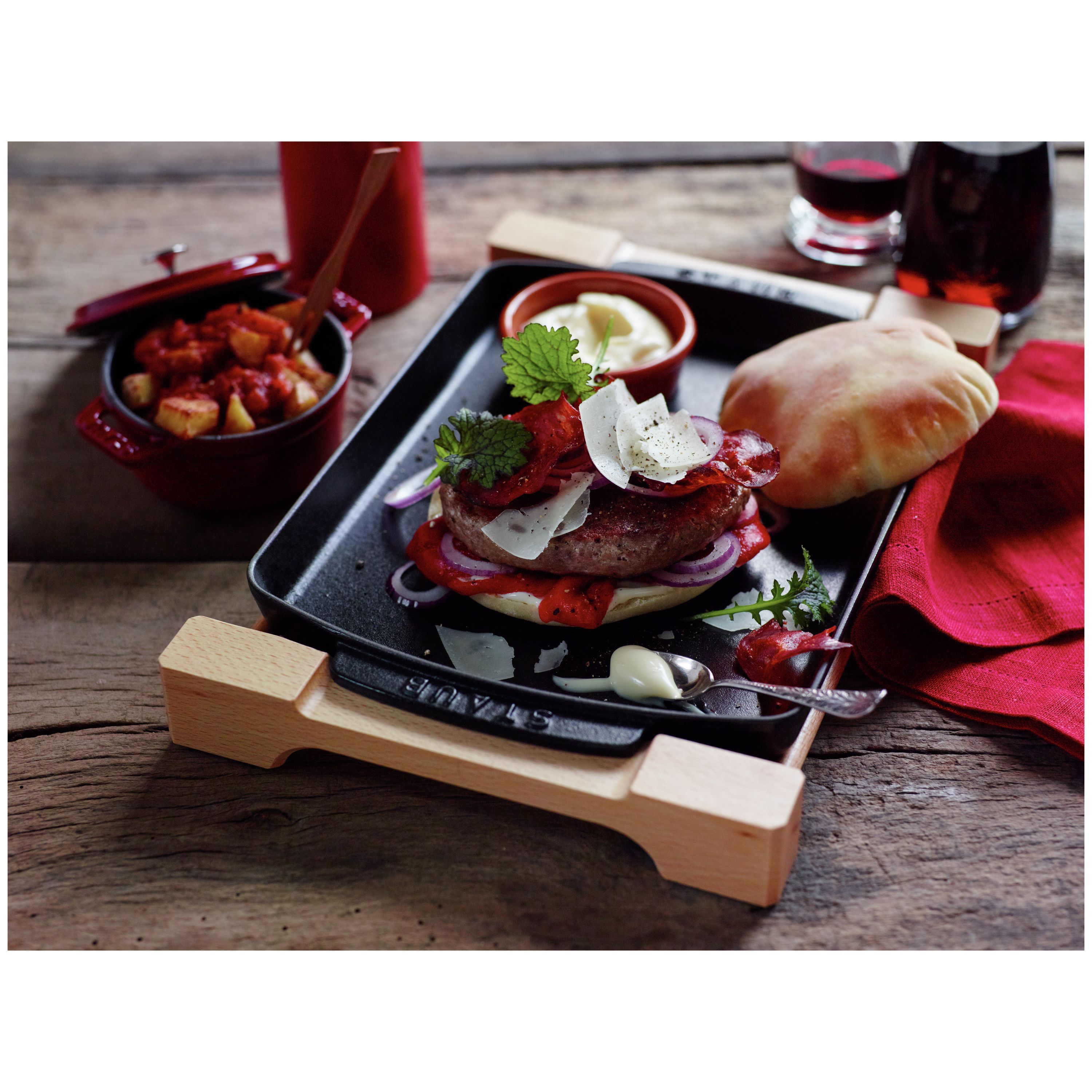 Sizzling Steak Plate Set with Wooden Base Cast Iron Fajita Skillet Server  Plate for Home or Restaurant Use, Induction Cookware, 1 Set - Japan Bargain  Inc