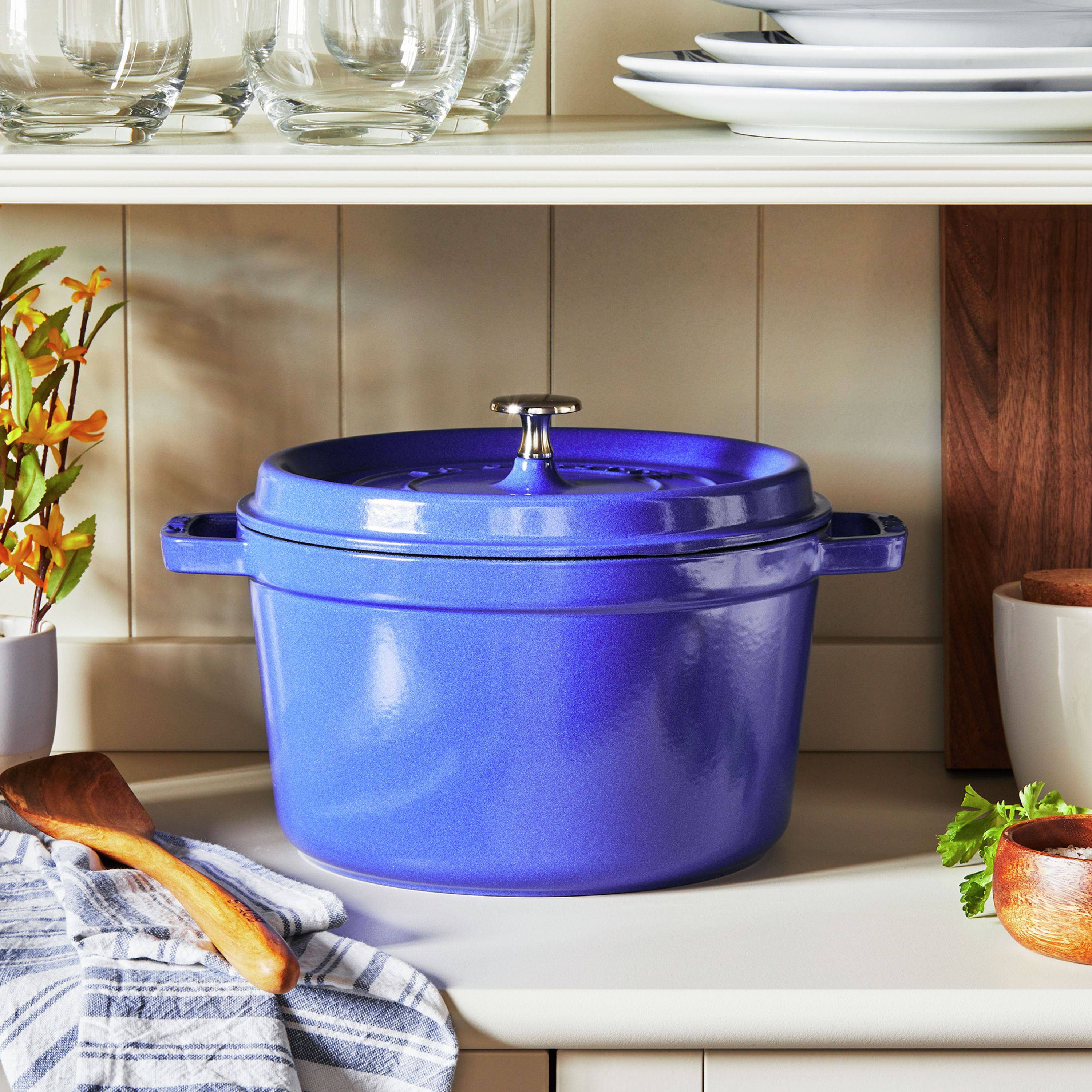 Shop Staub's Iconic 5-Quart Cocotte at Zwilling's End-Of-Year Sale