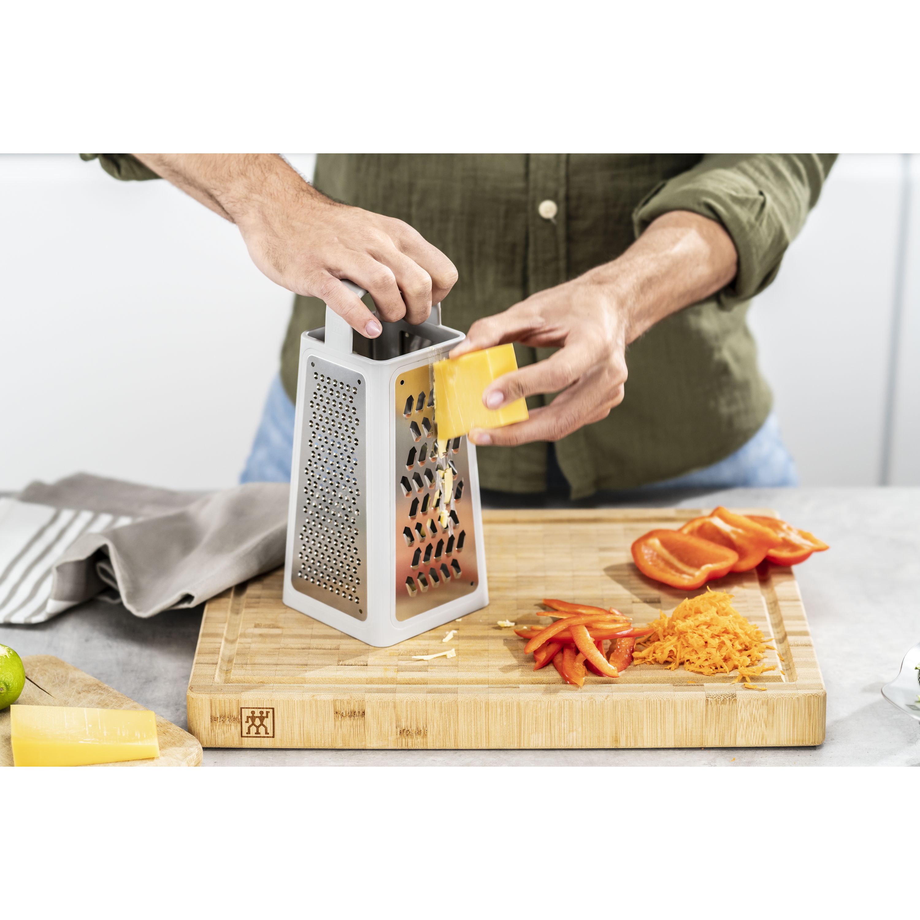 Kitchen tool four-sided grater hand-held fruit and vegetable grater with  bottom box storage