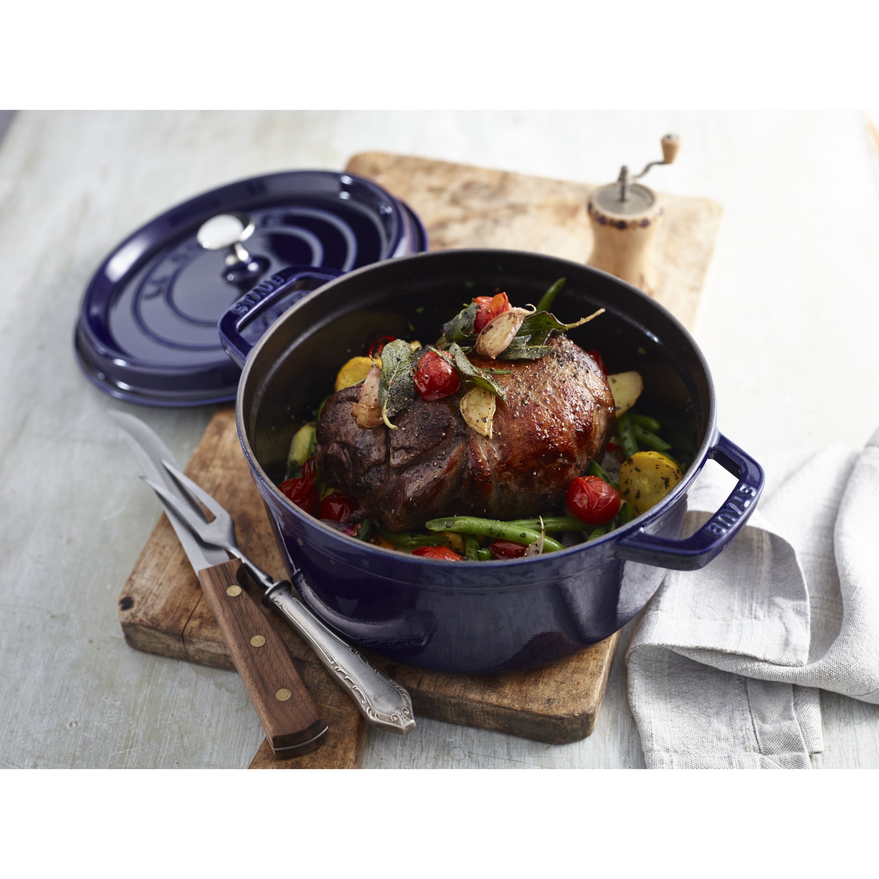 Le Creuset Cocotte Round Evolution 22 Matt Black