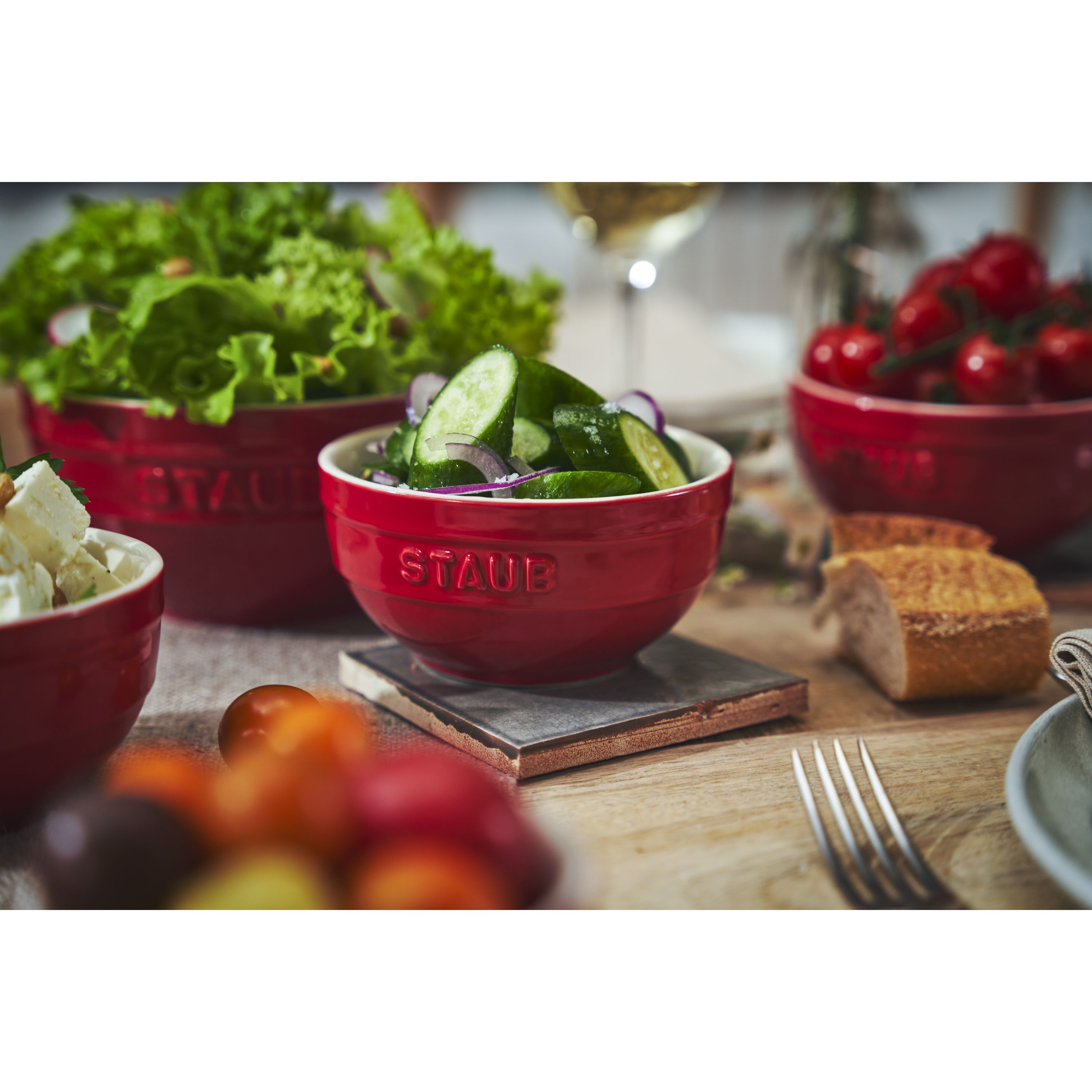 Staub Ceramic 2-pc Large Universal Bowl Set - Cherry