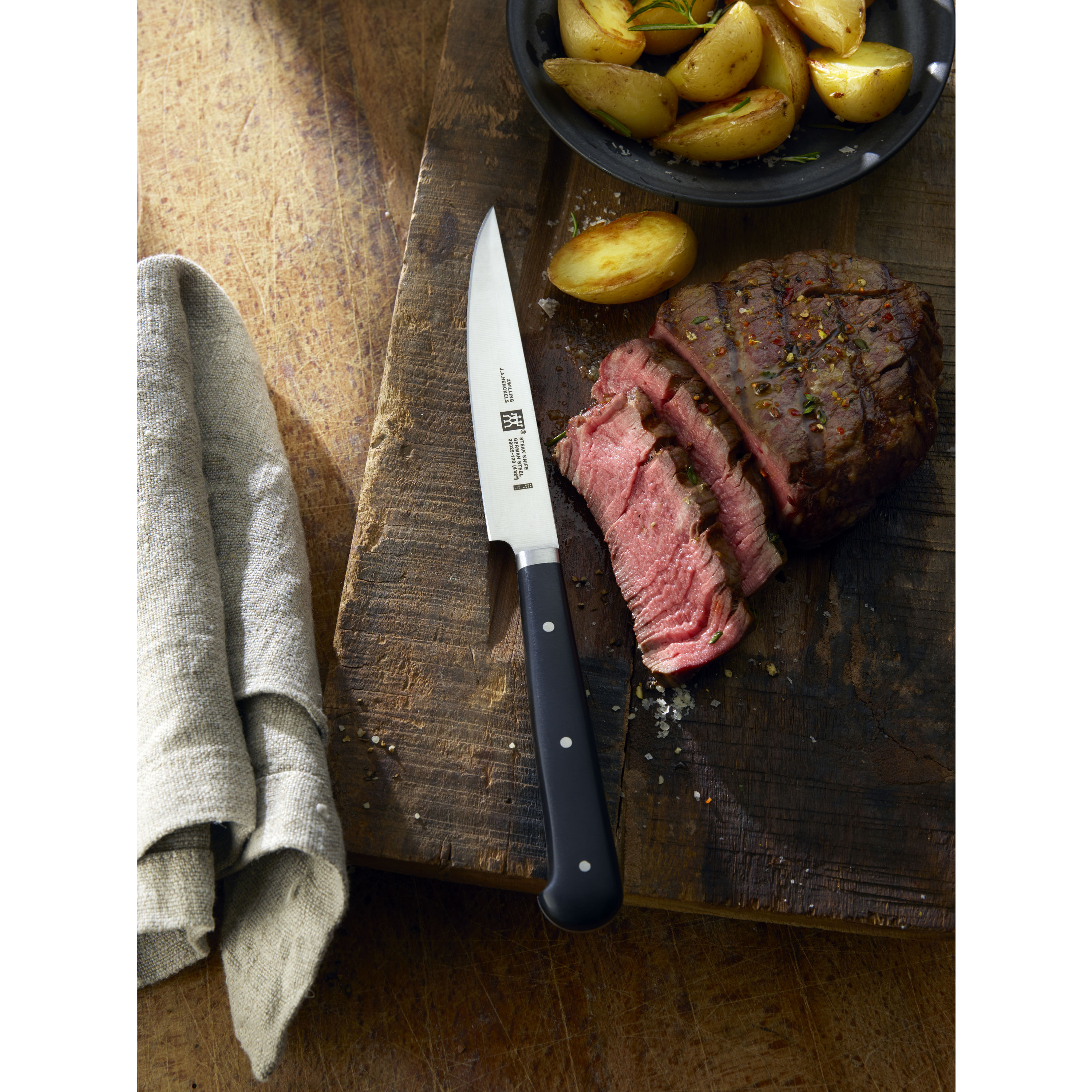 Zwilling J. A. Henckels - Porterhouse Stainless Steel Serrated Steak K –  Kitchen Store & More
