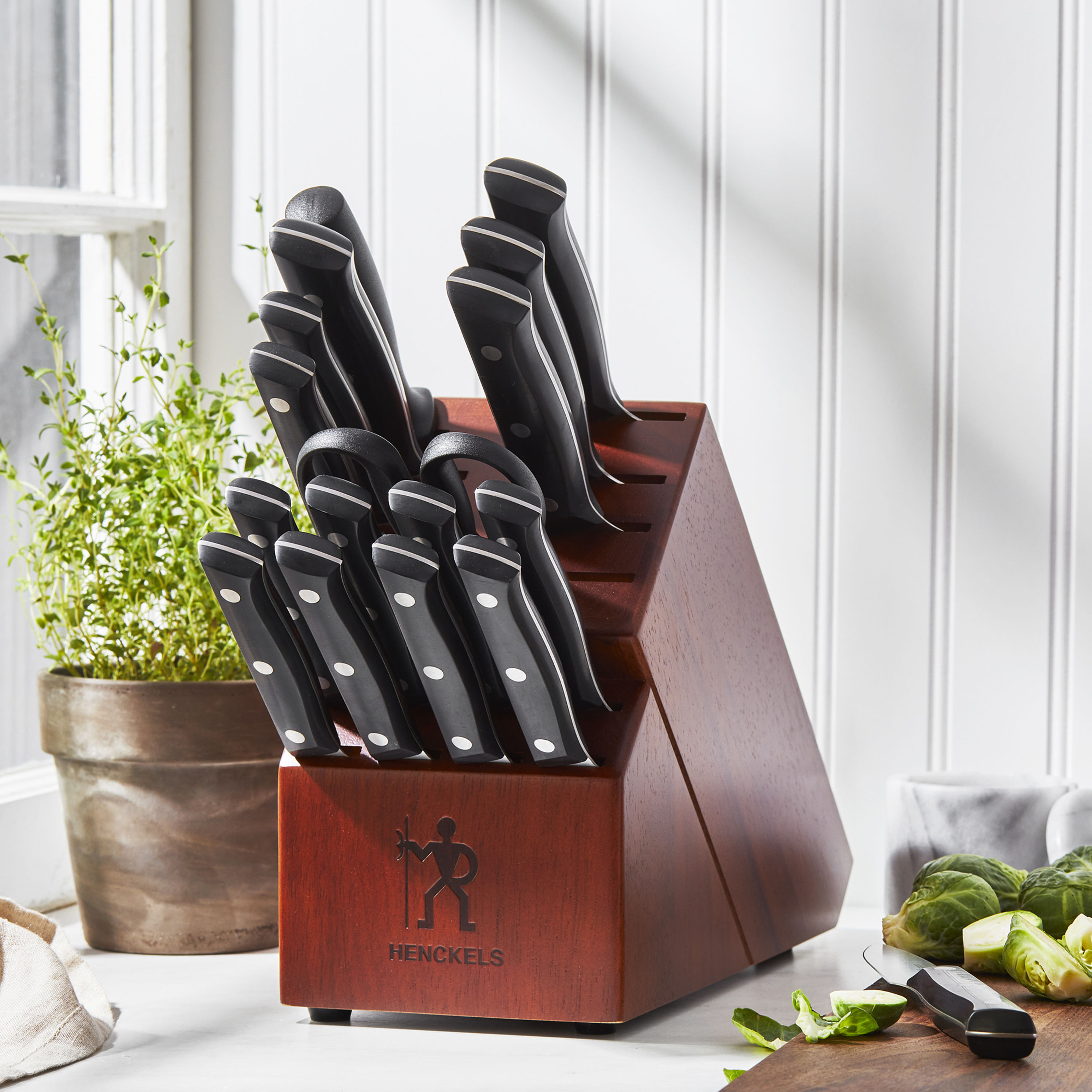 Henckels Forged Premio 18-Pc Knife Block Set - Acacia