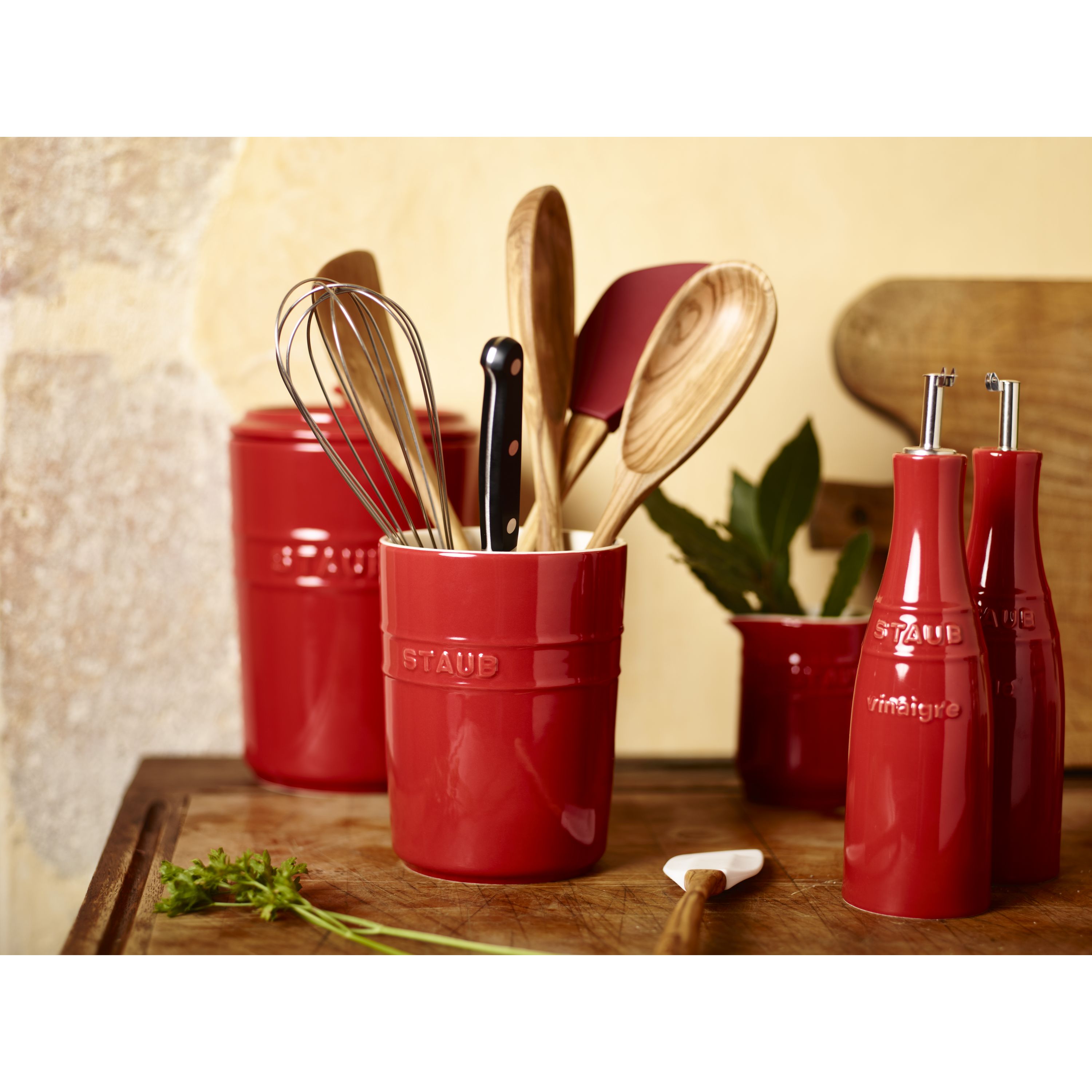 Le Creuset stoneware Utensil Crock with utensils - Kitchen Tools