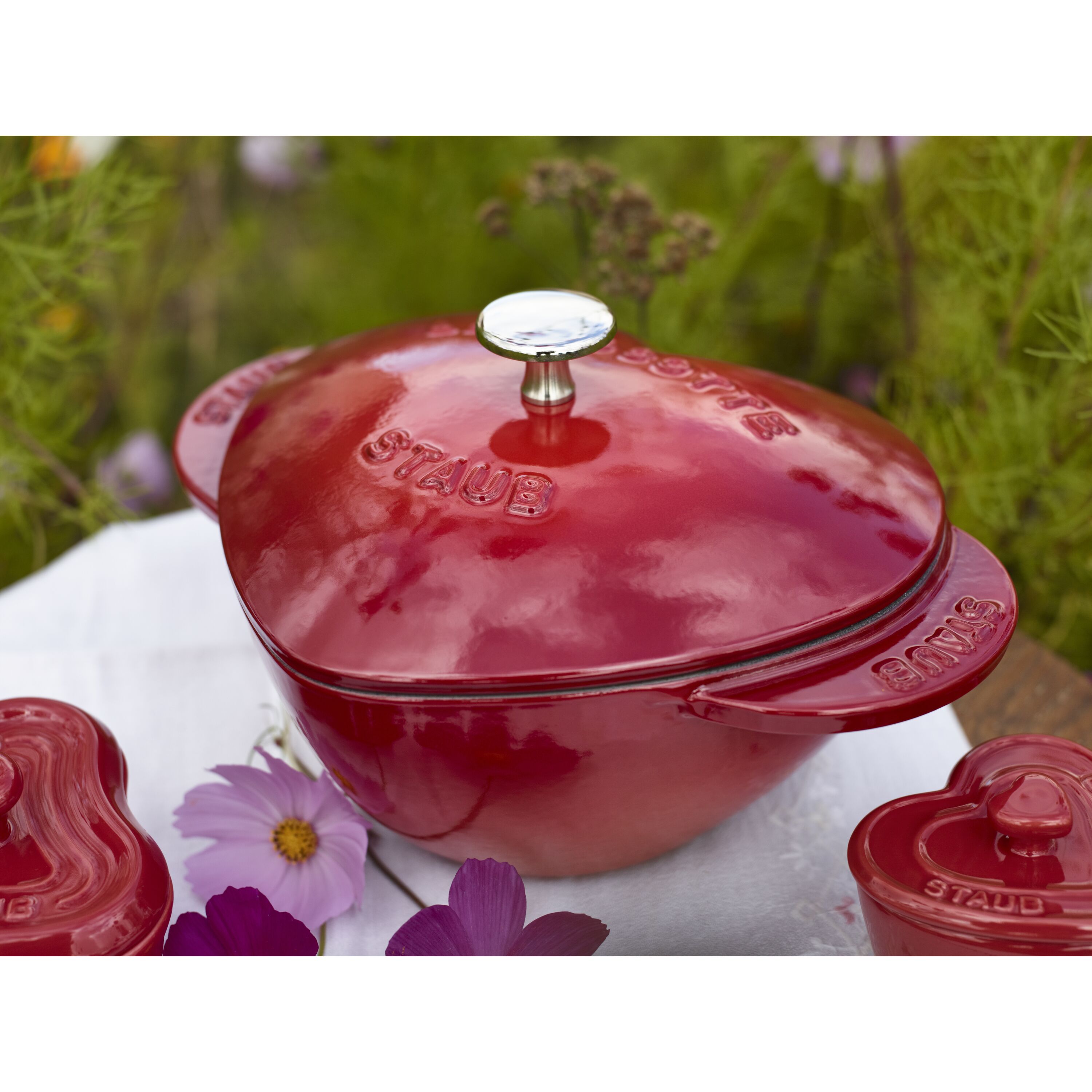 12CM Heart Shaped Red Dutch Oven Small Enameled Cast Iron Pot With