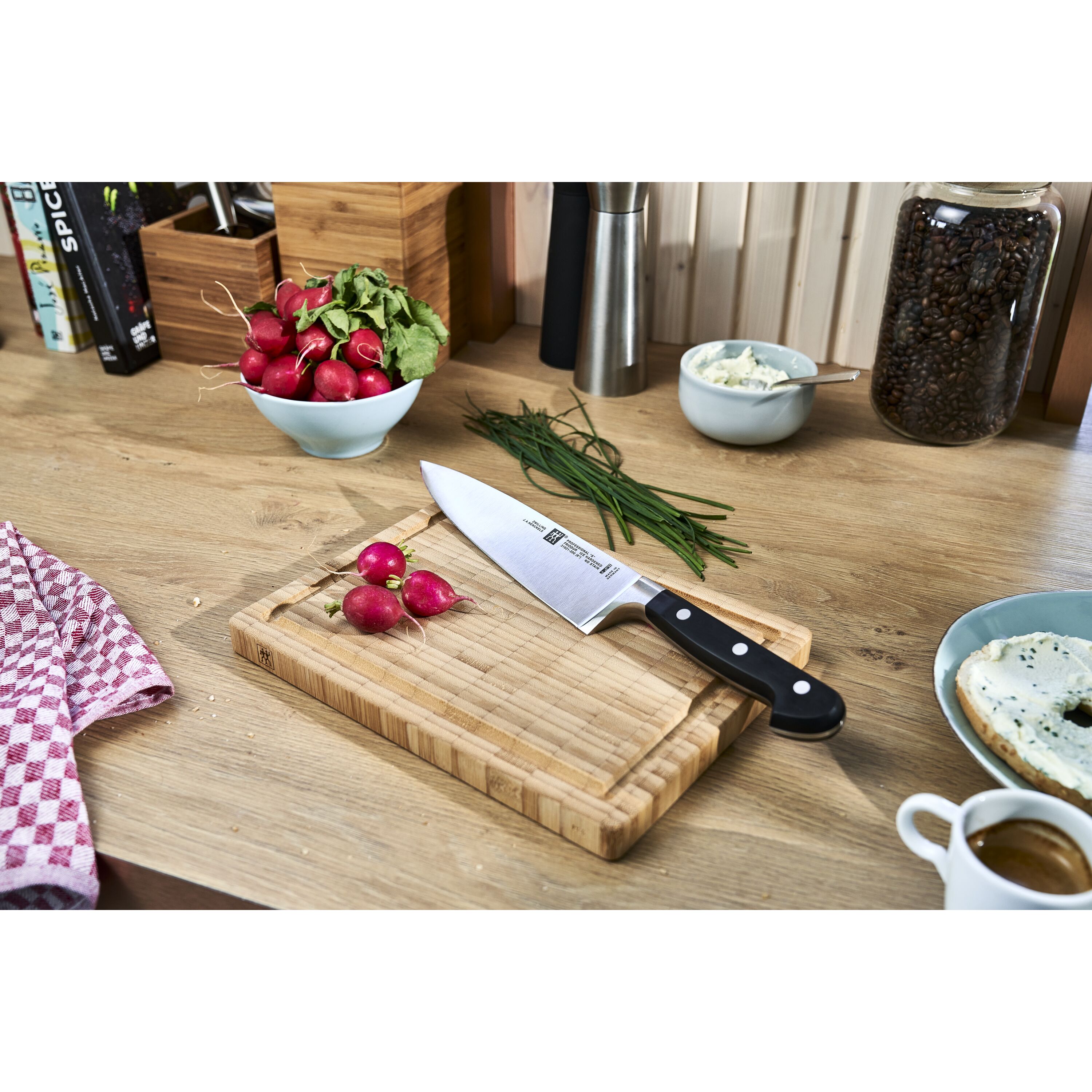 Buy ZWILLING Professional S Chef's knife | ZWILLING.COM
