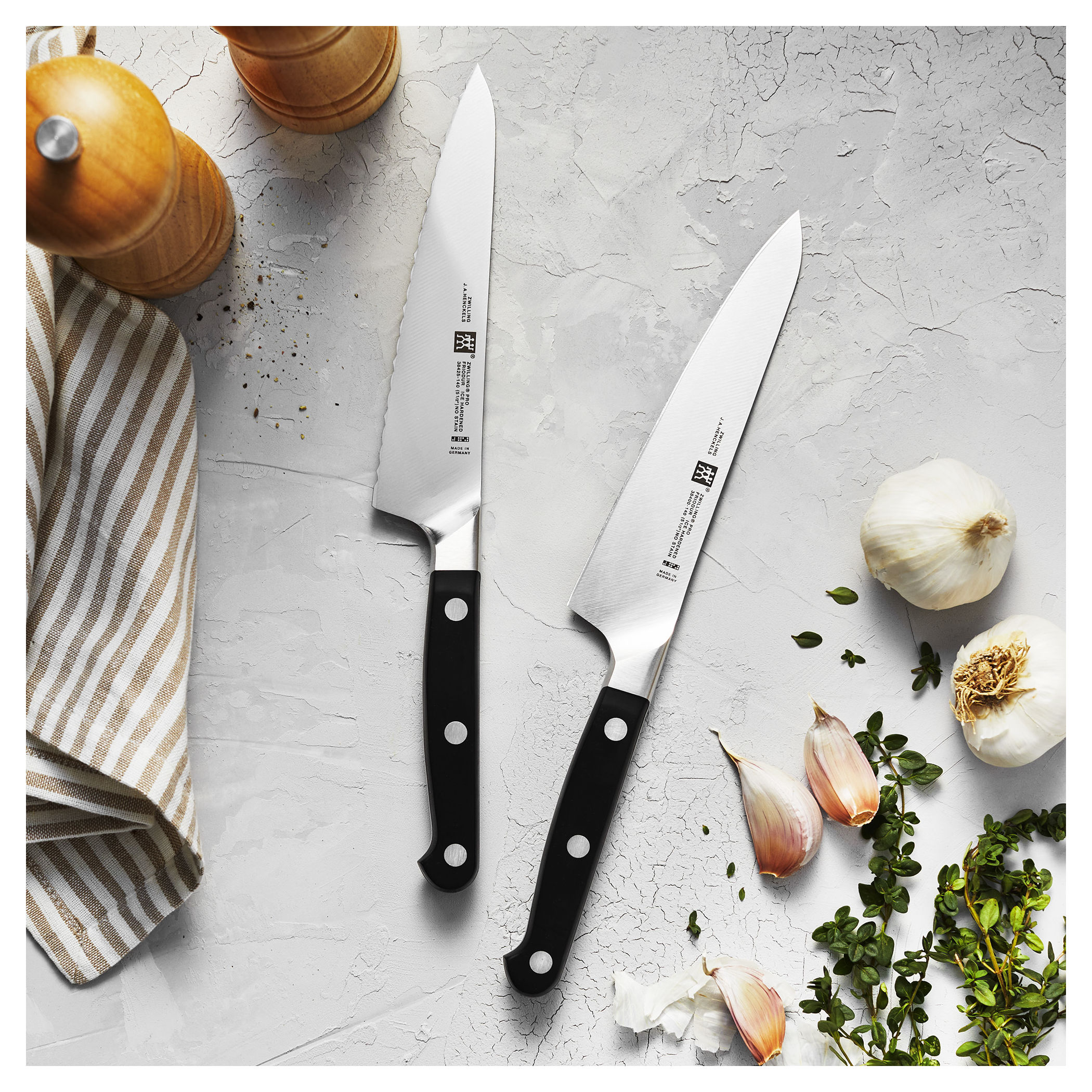 Zwilling Pro knife set 2 pcs, chef's compact 14 cm, chef's 20 cm