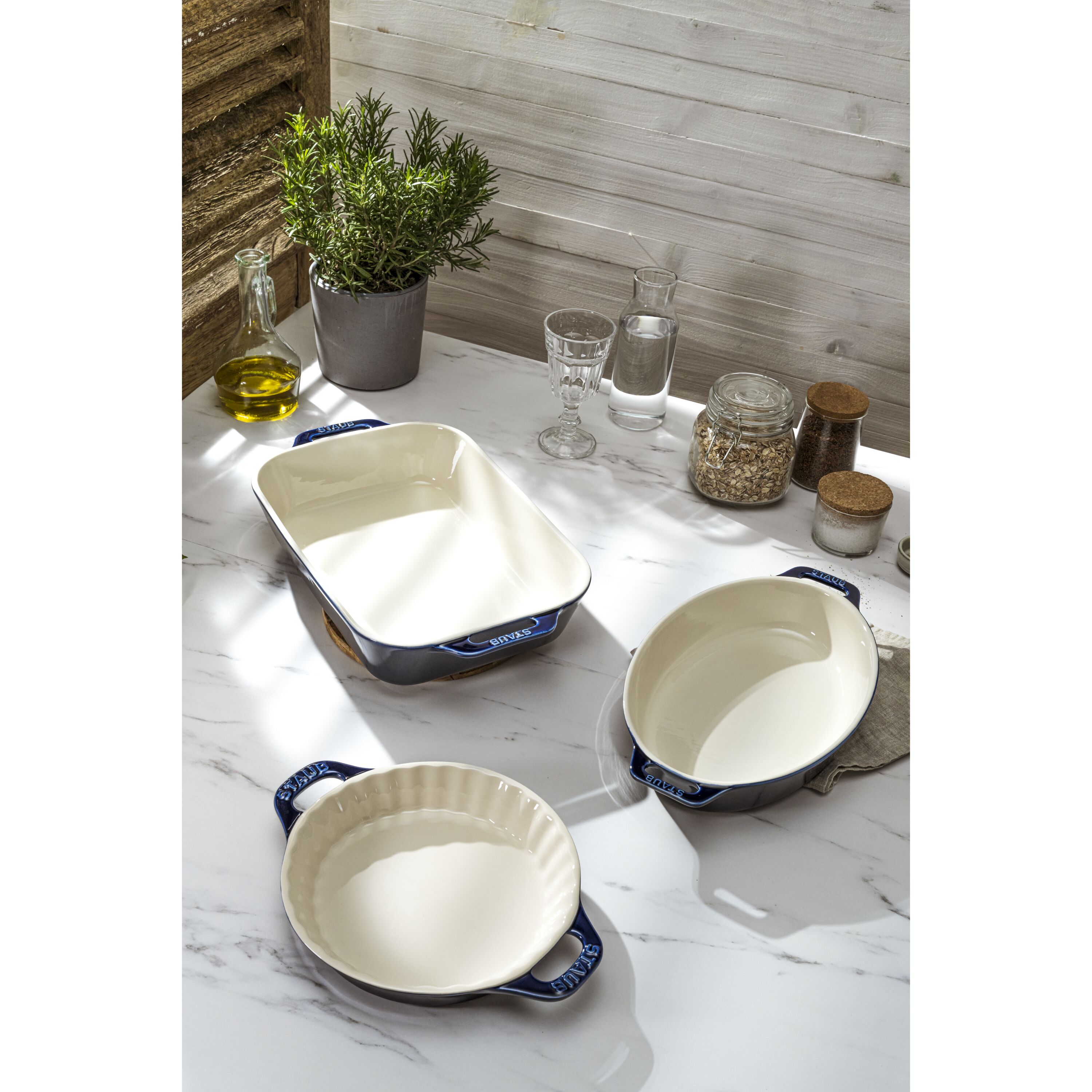 Staub Ceramic - Rectangular Baking Dishes/ Gratins 3-pc, Rectangular Baking  Dish Set, cherry