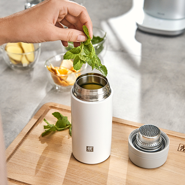 Tea Flask with Built-in Tea Infuser 25oz